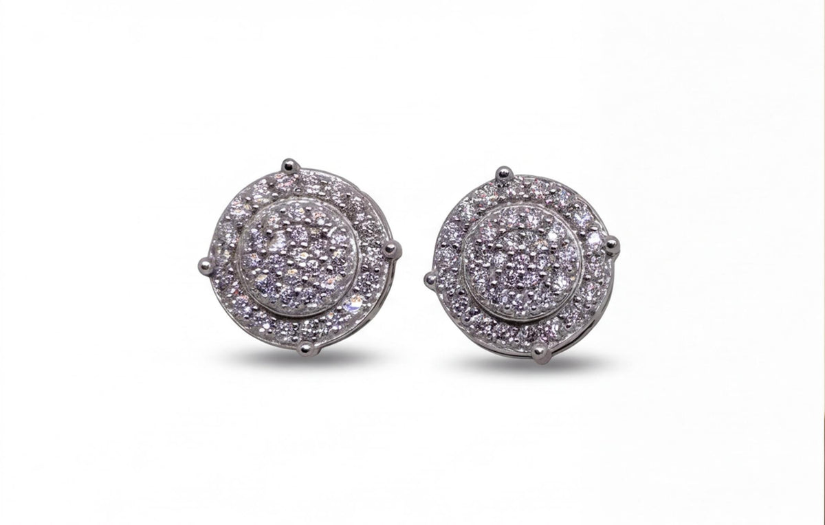 10kt White Gold Natural Diamond Pavé Disc Stud Earrings — styling look 1