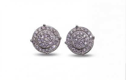 10kt White Gold Natural Diamond Pavé Disc Stud Earrings — styling look 1