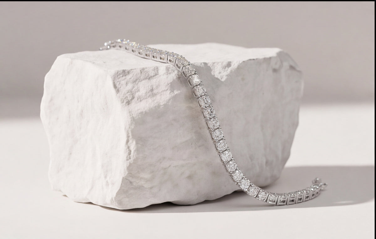 Sterling Silver VVS Moissanite Tennis Bracelet | Sparkling Line — styling look 4